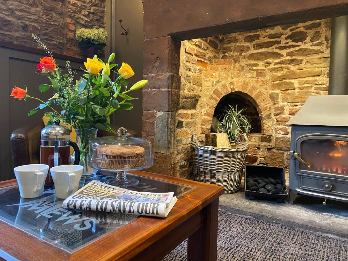 Scotch Arms Mews Bed & Breakfast Brampton  Buitenkant foto