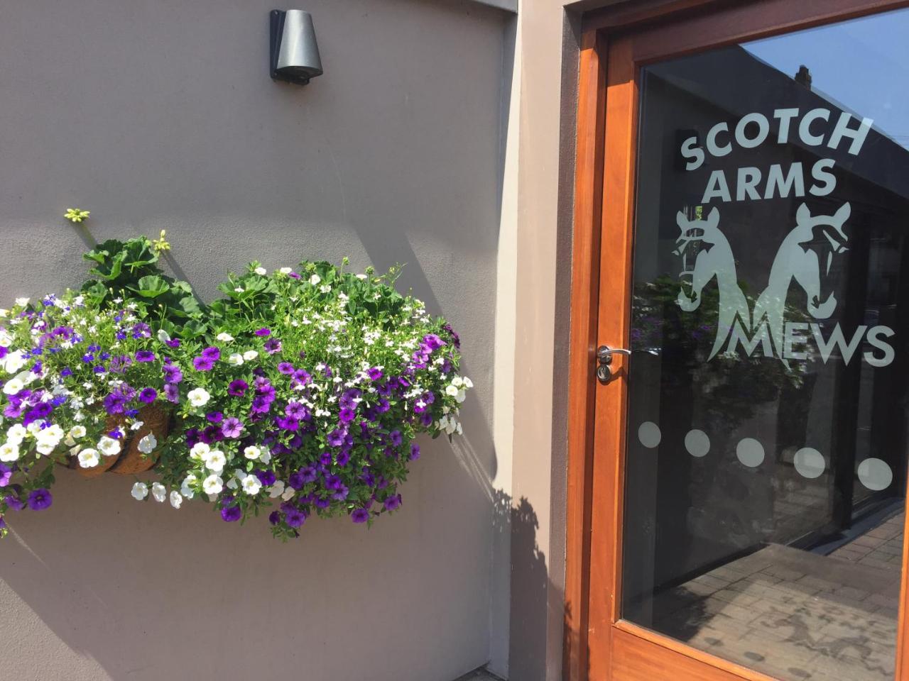 Scotch Arms Mews Bed & Breakfast Brampton  Buitenkant foto